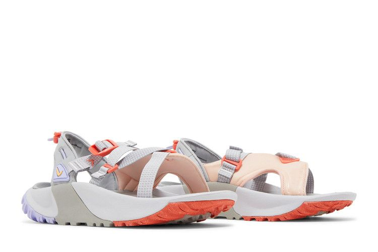 wmns-oneonta-sandal-flat-silver-arctic-orange-dj6602-003_07