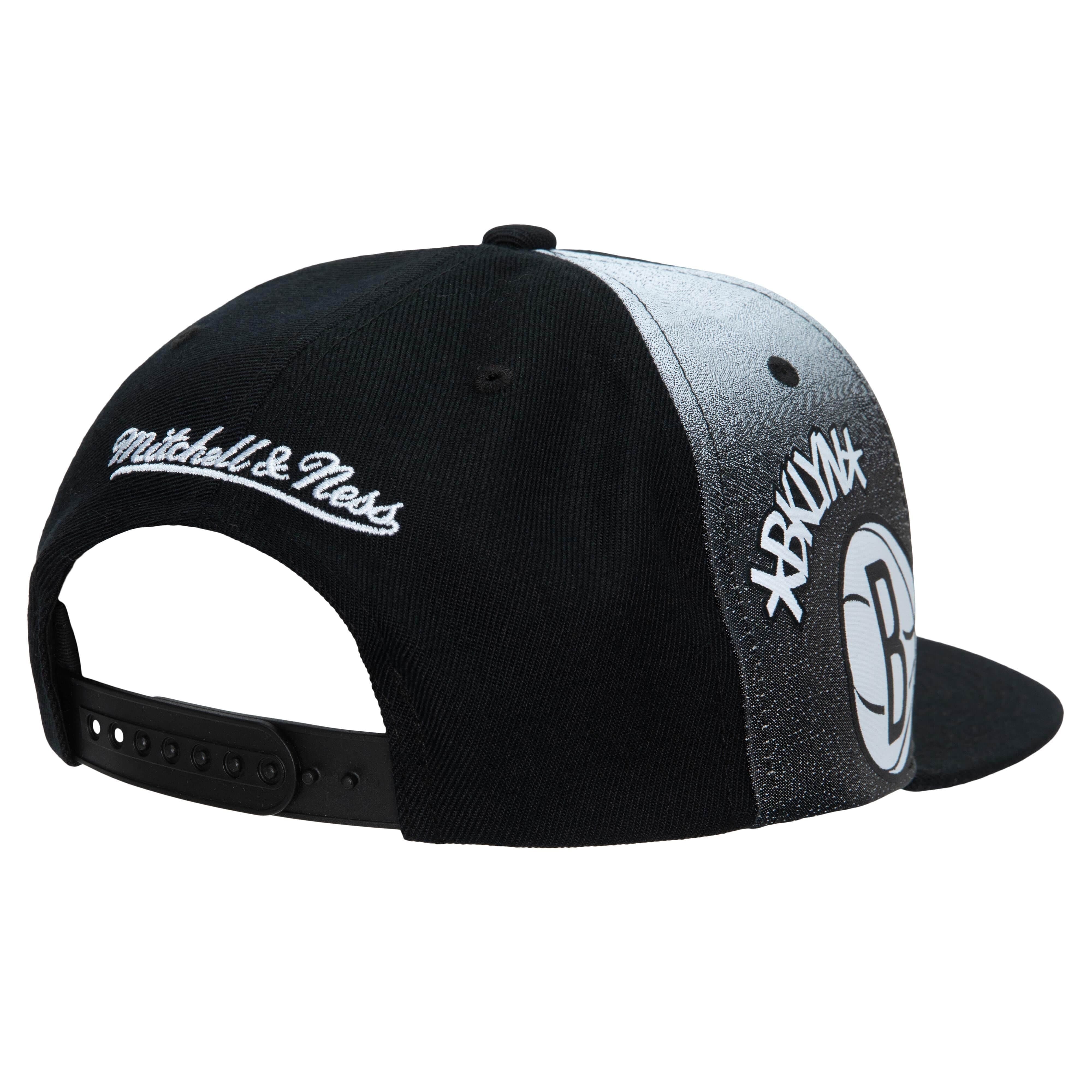 Бейсболка Mitchell & Ness Tapestry Snapback Brooklyn Nets Hat