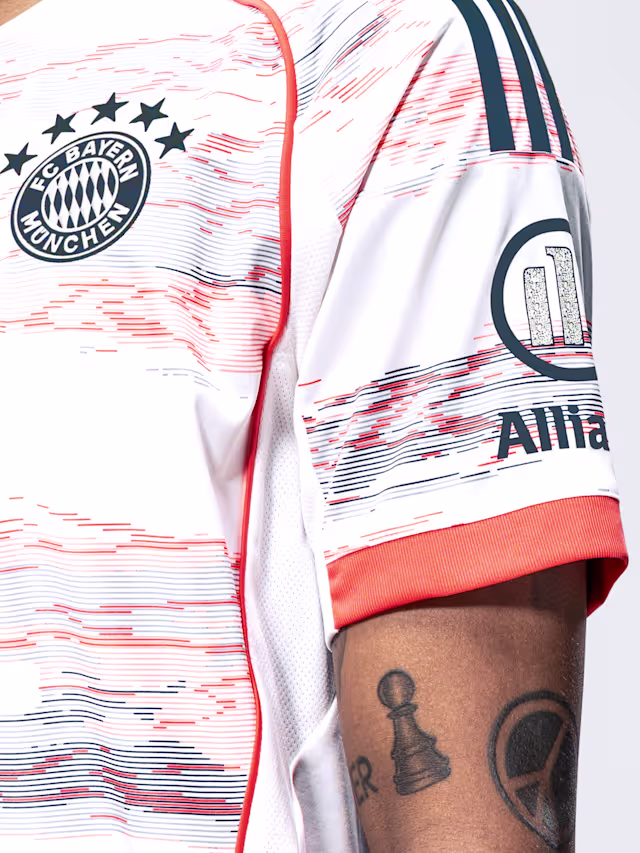 FC-Bayern-Munich-Away-Jersey-25-26-3