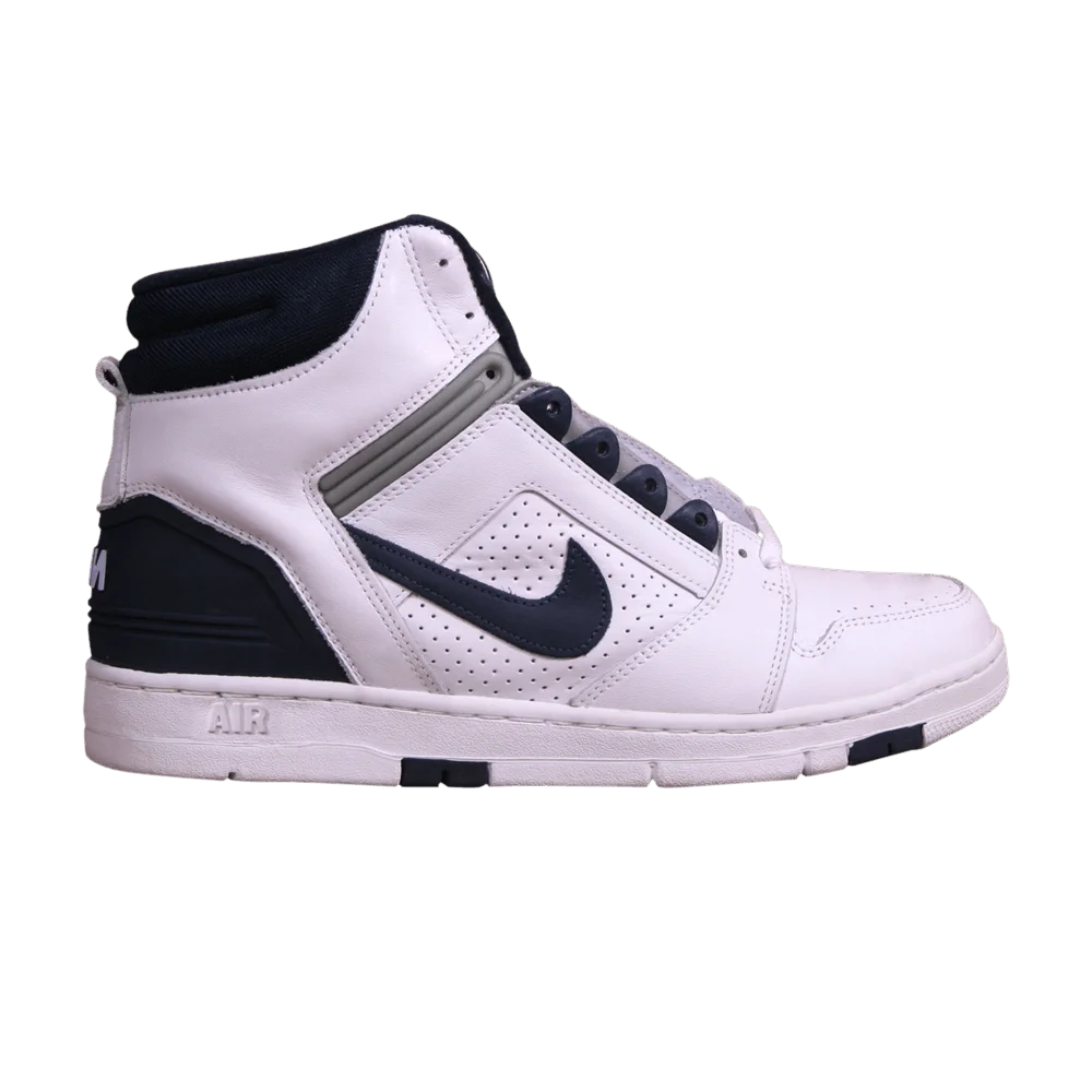 Krossovki-Nike-Air-Force-2-High-White-College-Navy