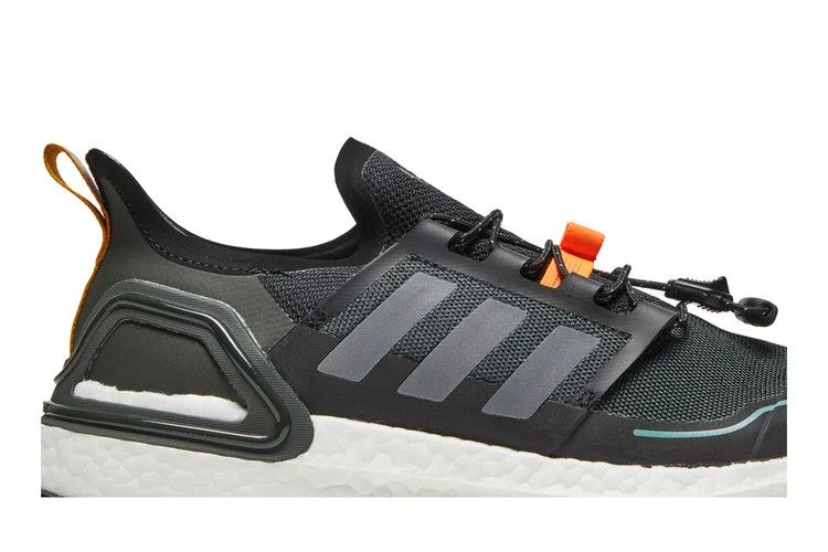 Кроссовки adidas UltraBoost Winter.Rdy 'Black Signal Orange'
