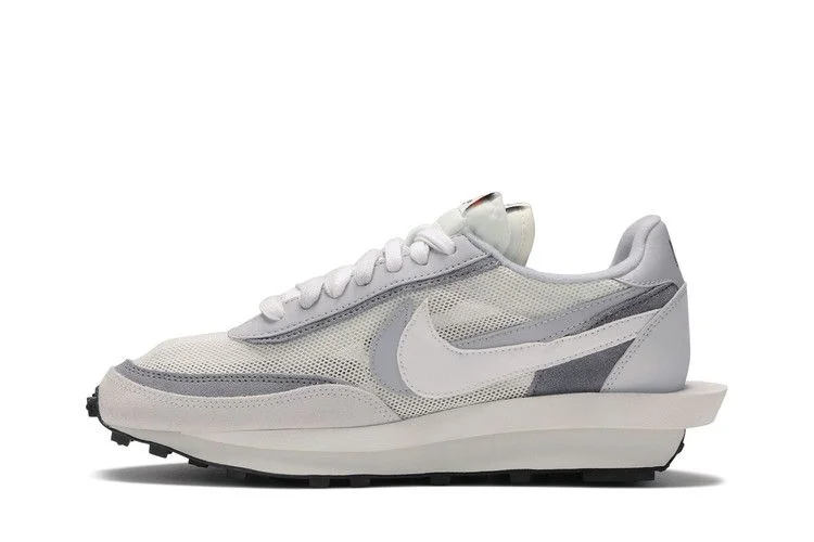 Krossovki-sacai-x-Nike-LDWaffle-Summit-White-11