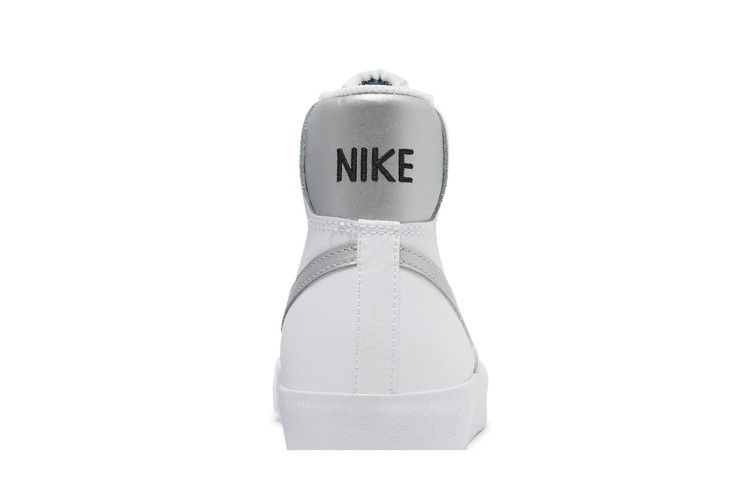 blazer-mid-77-gs-white-metallic-silver-da4086-101_06