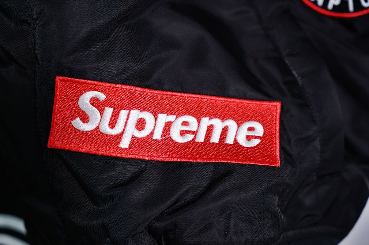 Supreme-Nike-NBA-Teams-Warm-Up-Jacket-Black-8