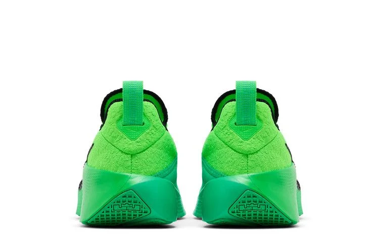 Кроссовки Nike LeBron TR 1 'Green Strike'