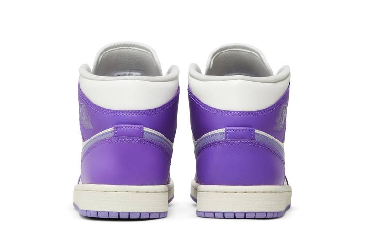Кроссовки Wmns Air Jordan 1 Mid 'Action Grape'