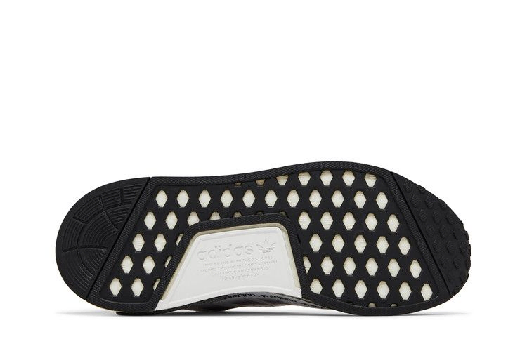nmd_r1-white-black-gradient-gx9299_03