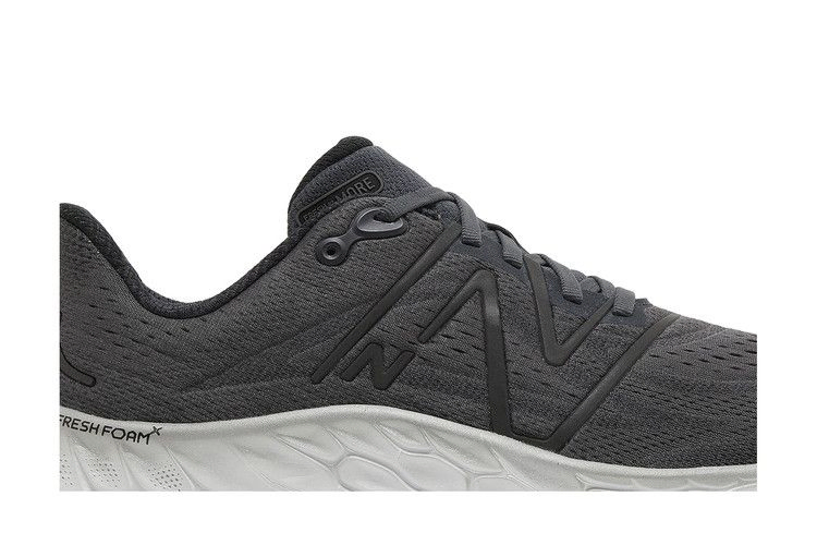Кроссовки New Balance Fresh Foam X More v4 2E Wide 'Black Phantom'