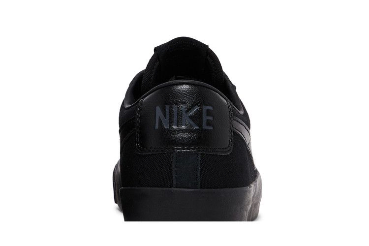 Кроссовки Nike Zoom Blazer Low Pro GT SB 'Triple Black'