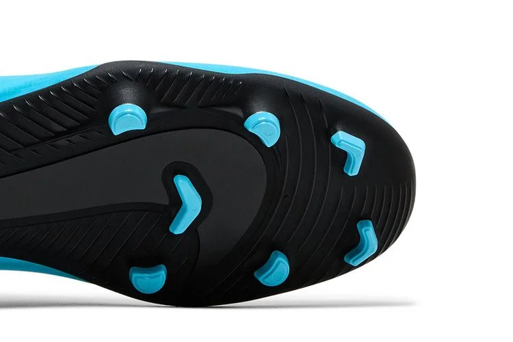 Кроссовки Nike Phantom GX Club MG 'Blast Pack'