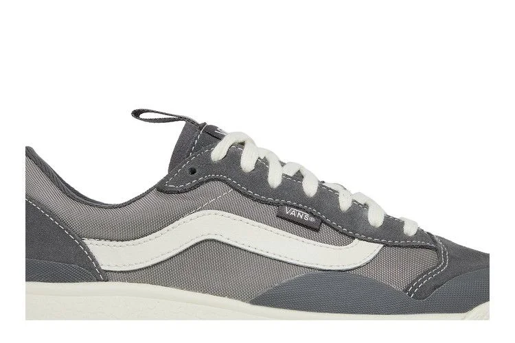 Krossovki-Vans-UltraRange-EXO-SE-Pewter-Gum-1