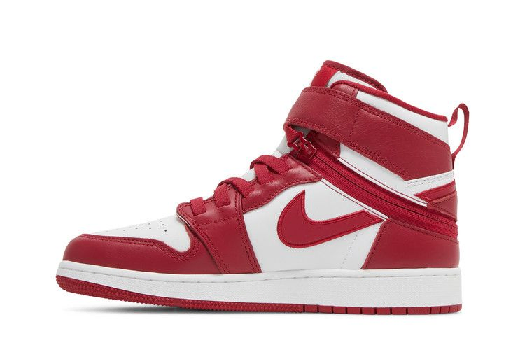 Кроссовки Air Jordan 1 High FlyEase GS 'Cardinal Red'