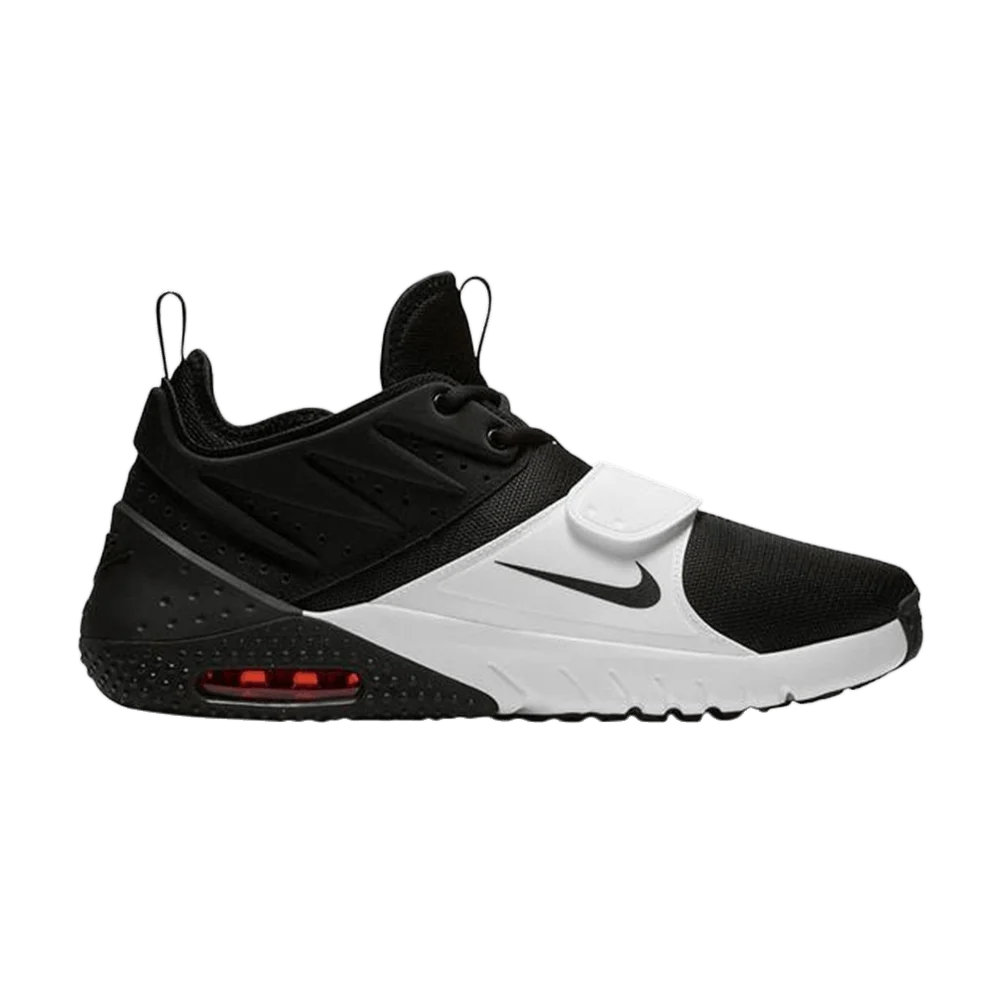 Krossovki-Nike-Air-Max-Trainer-1-Black-White