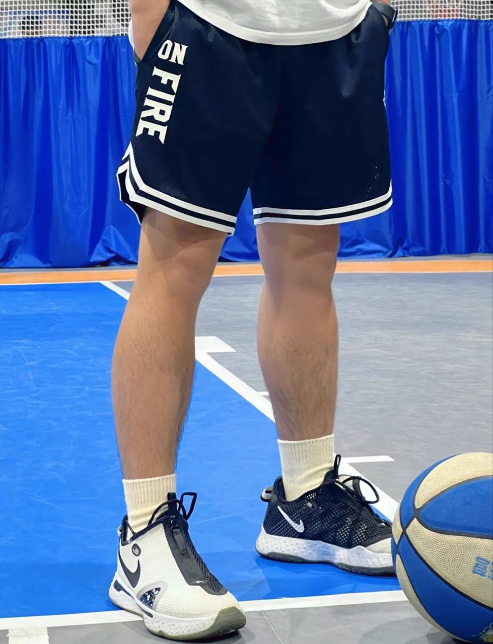 Nike-PG-4-Oreo-2