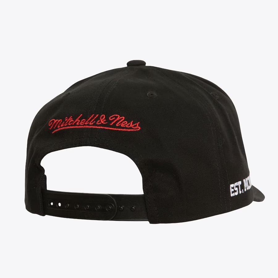 Mitchell-Ness-Black-Miami-Heat-Hardwood-Classics-Big-Time-Pro-Snapback-Hat-1
