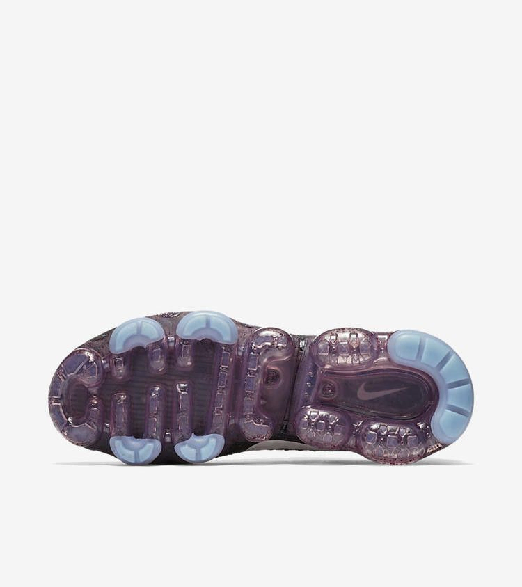 wmns-air-vapormax-bordeaux-899472-602_04