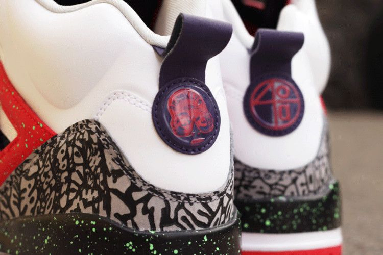 Кроссовки Air Jordan Spizike BG