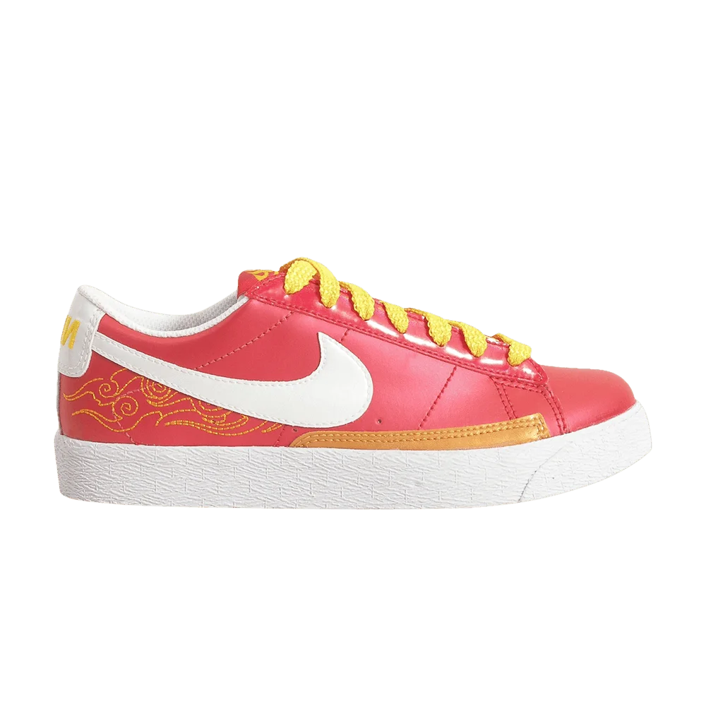 Krossovki-Nike-Blazer-Low-Premium-GS-Comet-Red-Tour-Yellow
