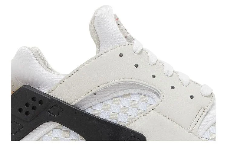 Кроссовки Nike Air Huarache Crater Premium 'Light Bone'