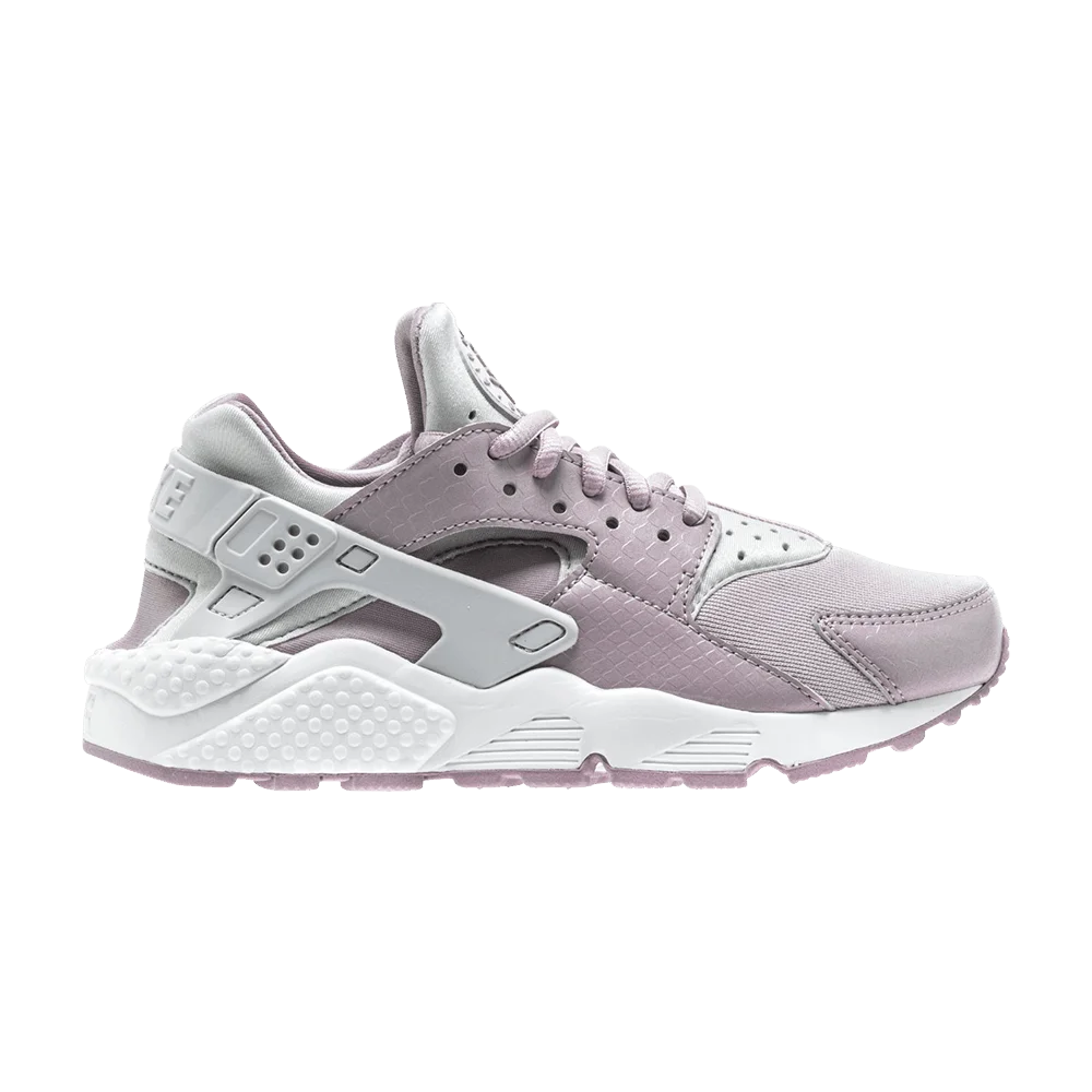 Krossovki-Nike-Wmns-Air-Huarache-Particle-Rose