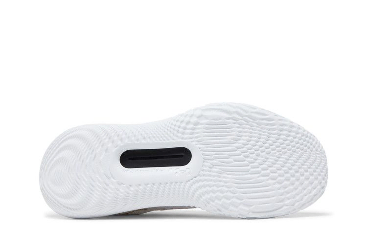 Кроссовки Under Armour Flow FUTR X 'White Metallic Gold'