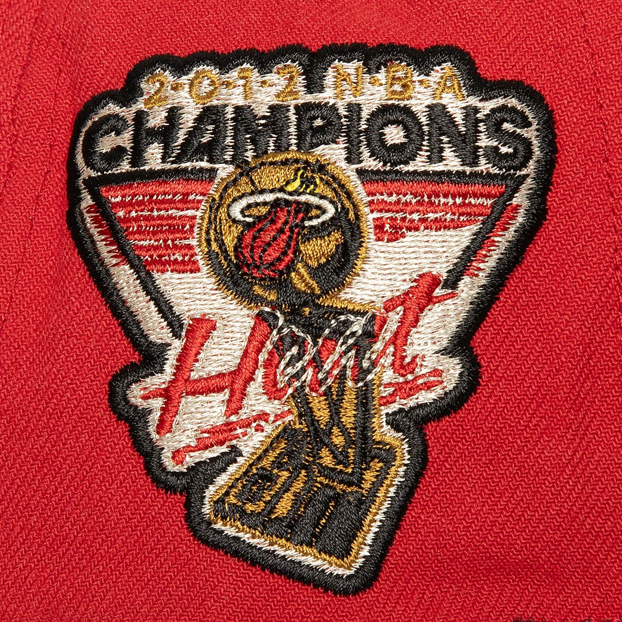 Mitchell-Ness-Watch-Me-Shine-Snapback-HWC-Miami-Heat-Hat-2