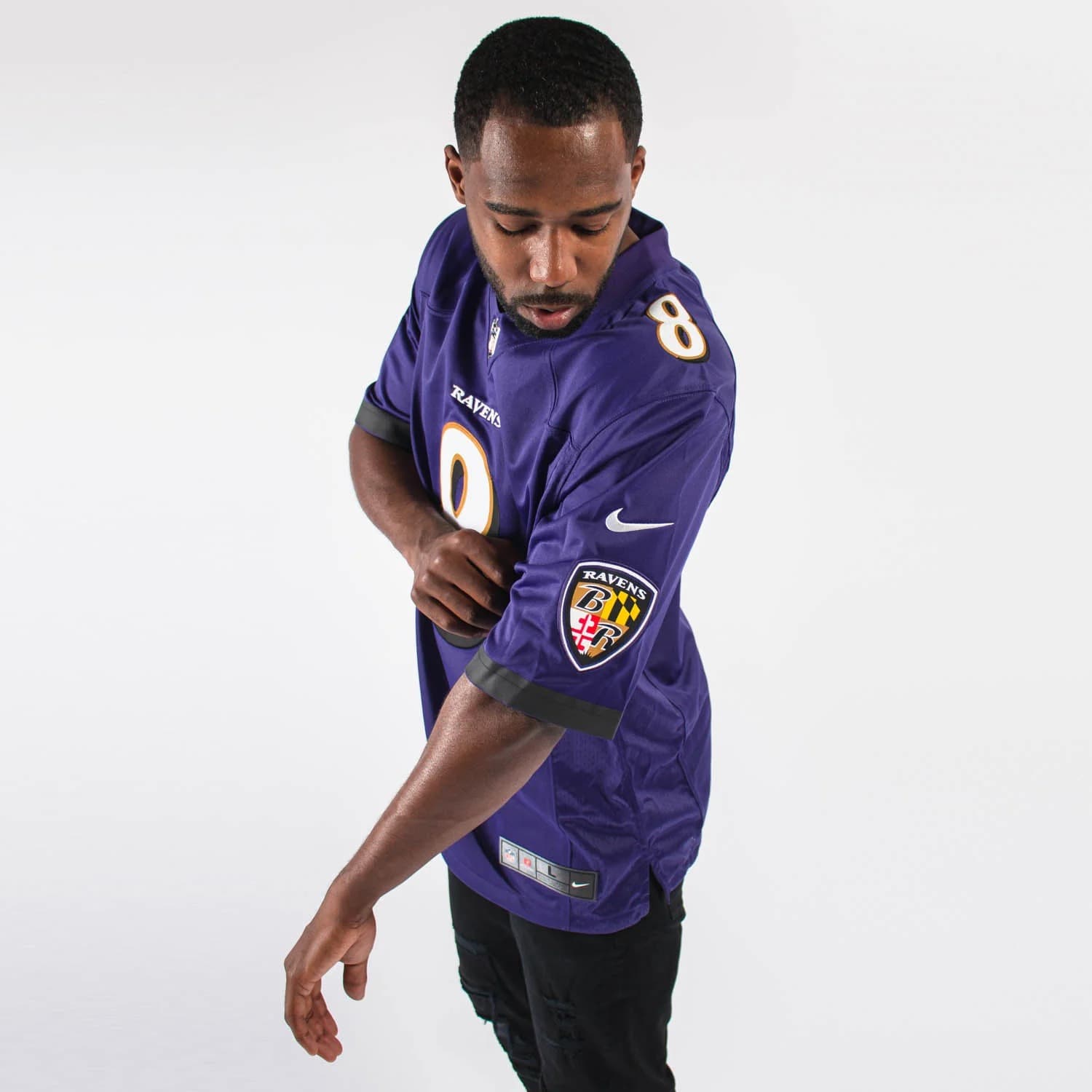 Nike-Lamar-Jackson-Baltimore-Ravens-Home-NFL-Limited-Jersey-1