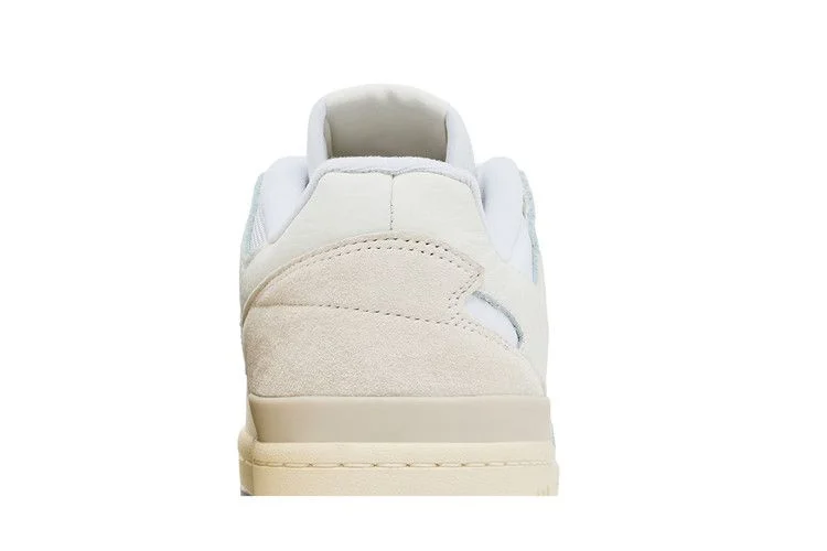Krossovki-Packer-x-adidas-Forum-84-Low-CL-Pale-Blue-6