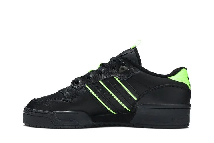 Кроссовки adidas Rivalry Low 'Solar Green'