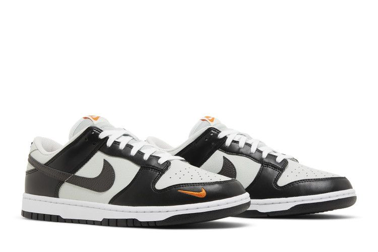 dunk-low-mini-swoosh-black-total-orange-fn7808-001_07