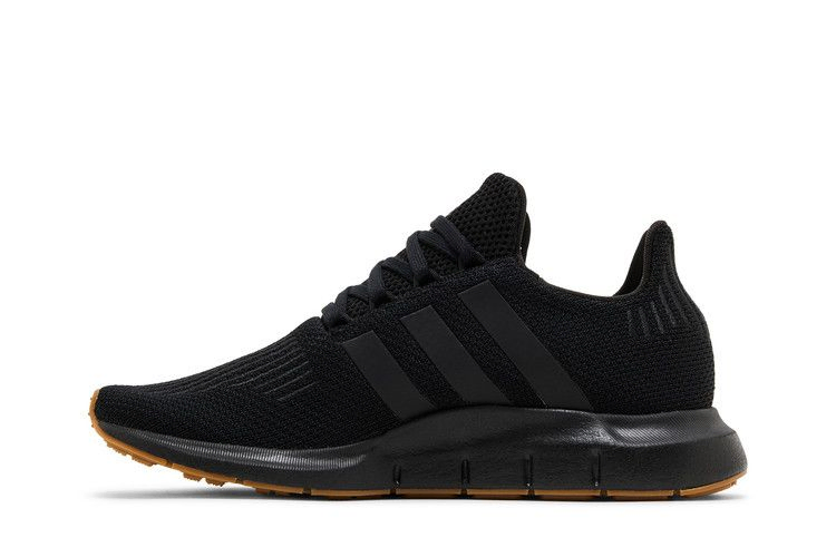 Кроссовки adidas Swift Run 1.0 Big Kid 'Black Gum'