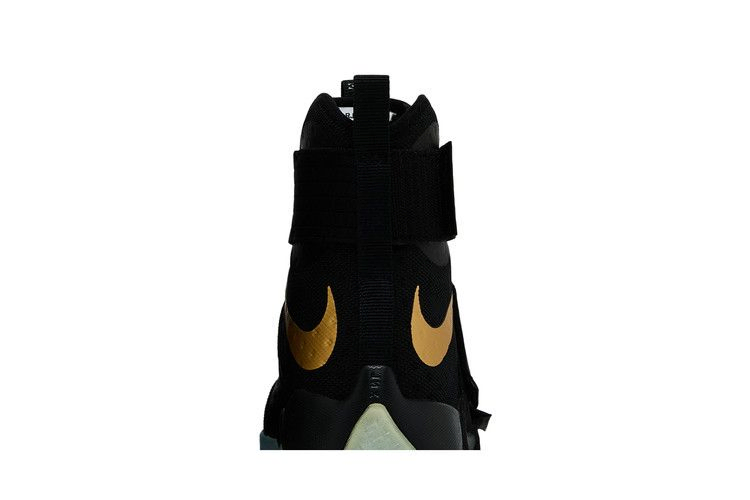 Кроссовки Nike LeBron Soldier 10 iD