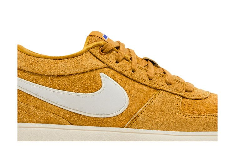 Кроссовки Chevrolet x Nike Book 1 'Dark Gold'