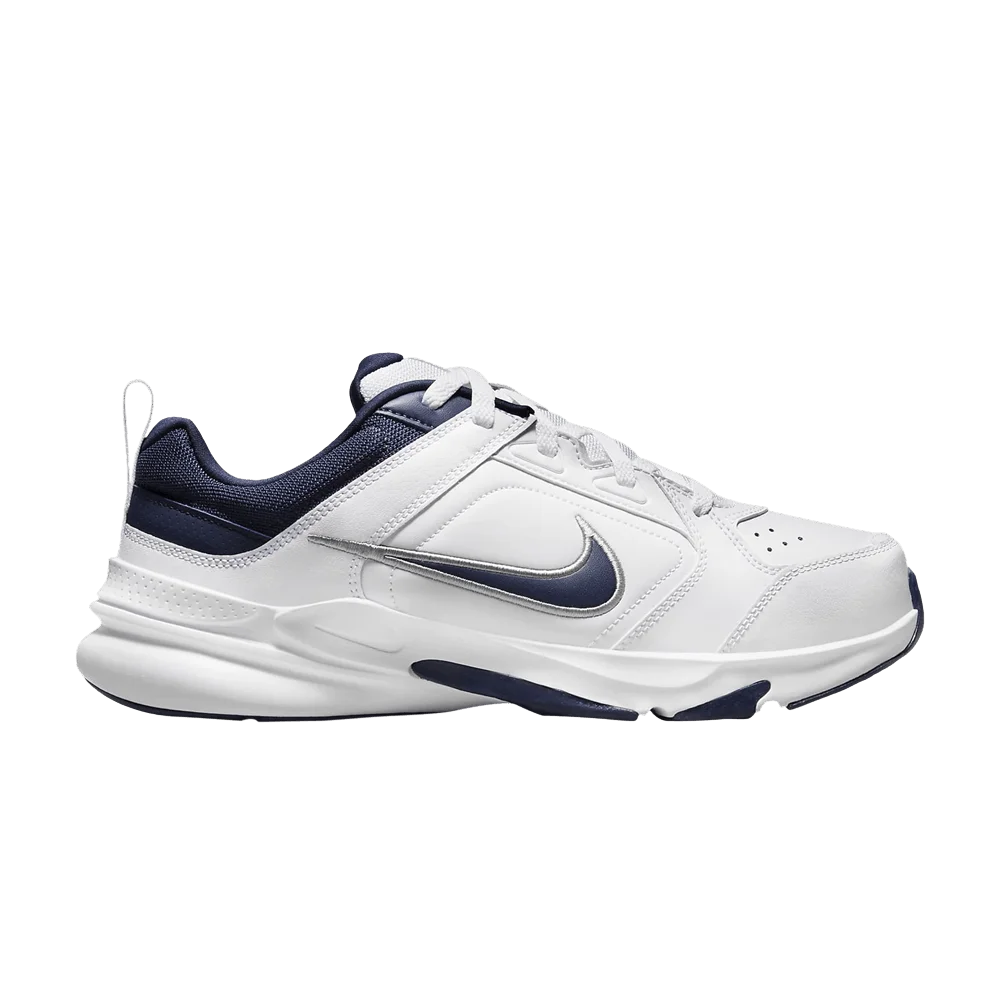 Krossovki-Nike-Defy-All-Day-4E-Wide-White-Midnight-Navy