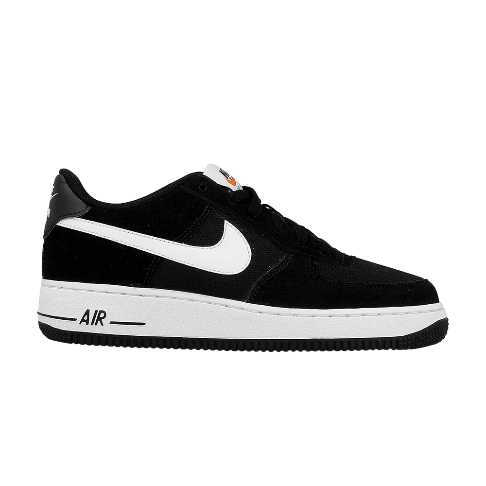 Krossovki-Nike-Air-Force-1-GS-Black-White