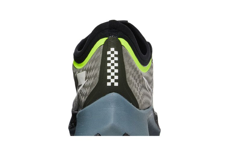 Кроссовки Nike Zoom Fly 3 Premium 'Sequoia'
