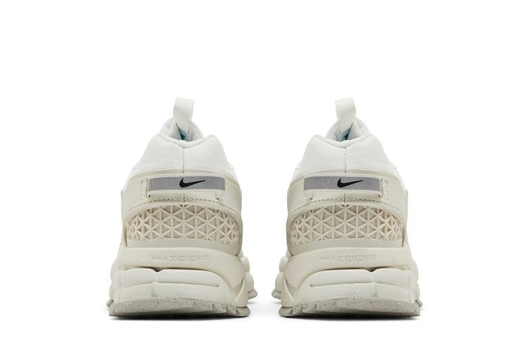 wmns-zoom-vomero-roam-summit-white-hv6410-100_05