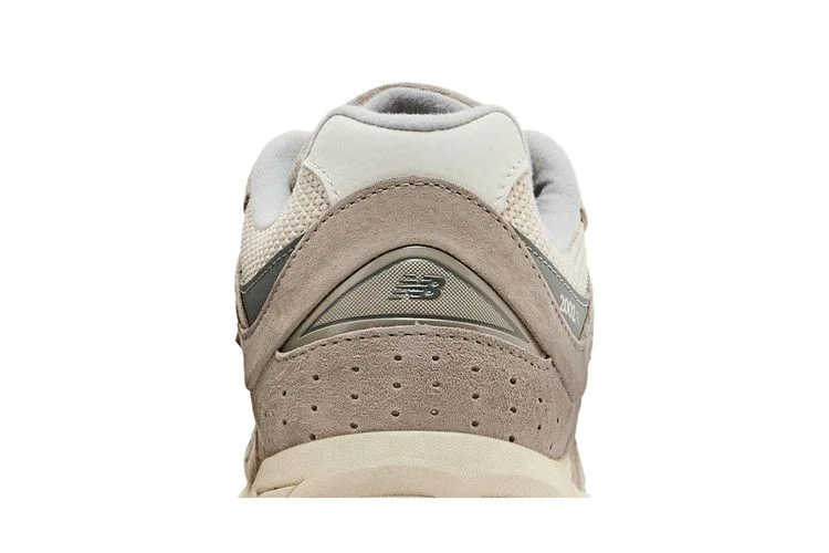 Кроссовки New Balance 2002R 'Arid Stone'