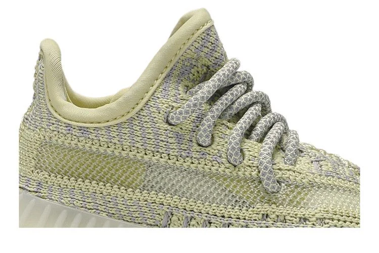 Krossovki-adidas-Yeezy-Boost-350-V2-Infant-Antlia-Non-Reflective-1