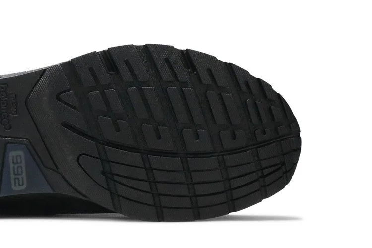 Кроссовки New Balance 992 Made in USA 'Triple Black' 2021