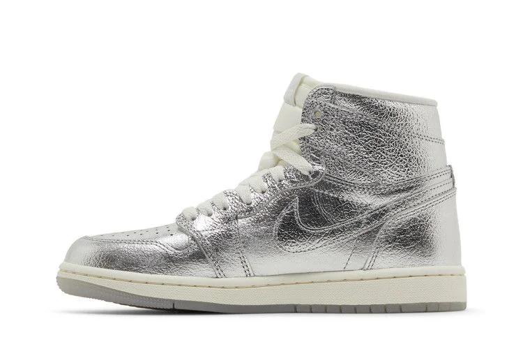 Krossovki-Wmns-Air-Jordan-1-Retro-High-OG-Chrome-2