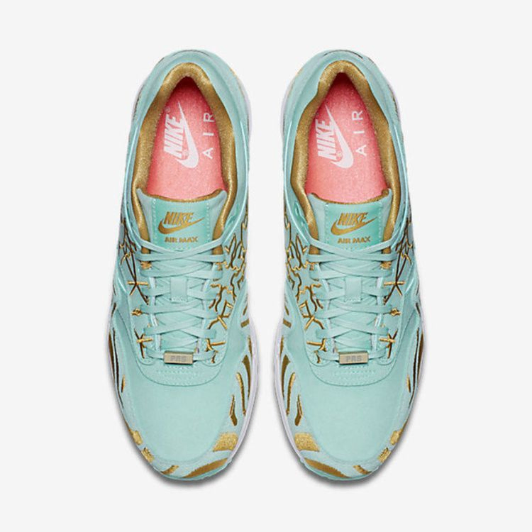 air-max-1-ultra-lotc-paris-747105-300_02