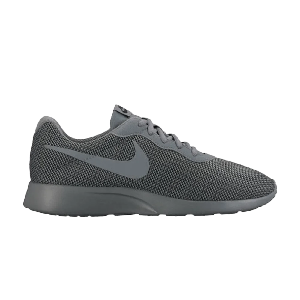 Krossovki-Nike-Tanjun-SE-Cool-Grey