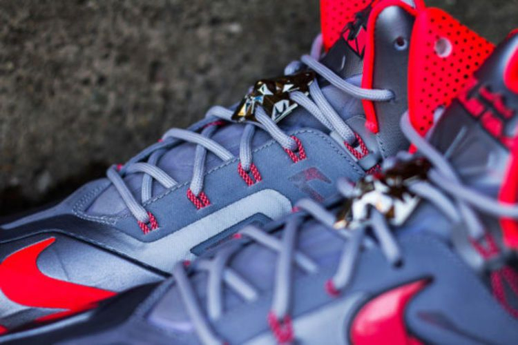 Кроссовки Nike LeBron 11 Elite 'Team'