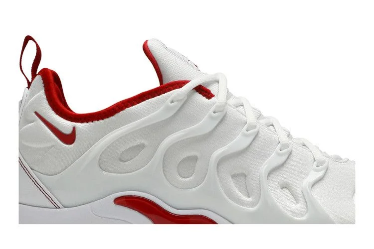 Кроссовки Nike Air VaporMax Plus 'White University Red'