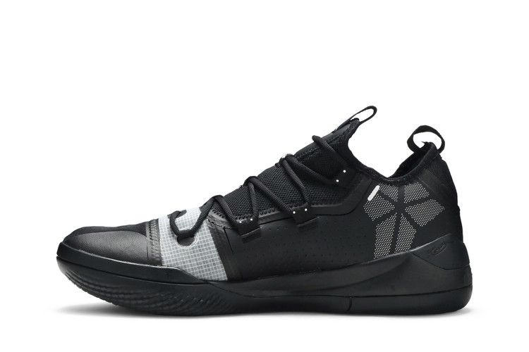 kobe-a-d-tb-black-silver-at3874-001_02