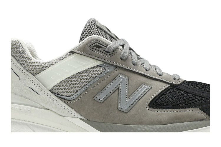 990v5-made-in-usa-marblehead-black-m990bm5_01