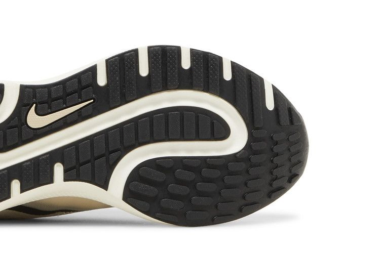 Кроссовки Nike Wmns React Escape Run 2 'Sanddrift Black'