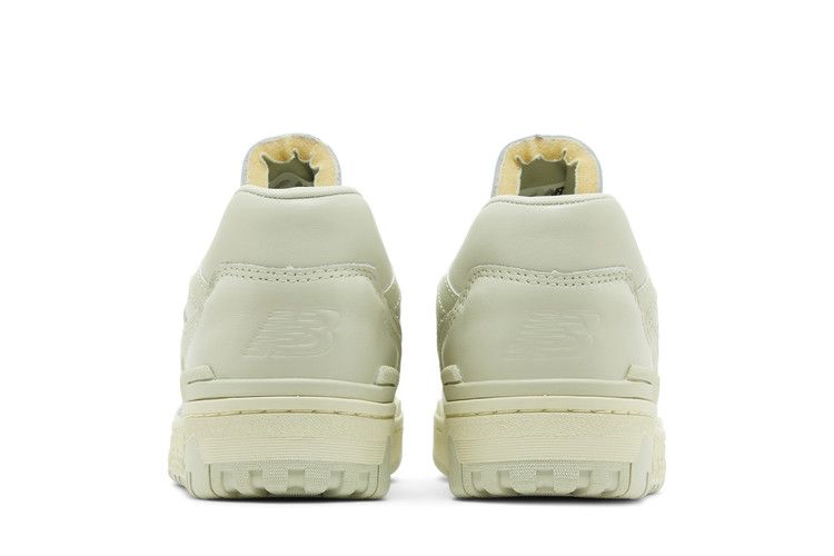Кроссовки New Balance 550 'Monochromatic Pack - Deep Lichen Green'