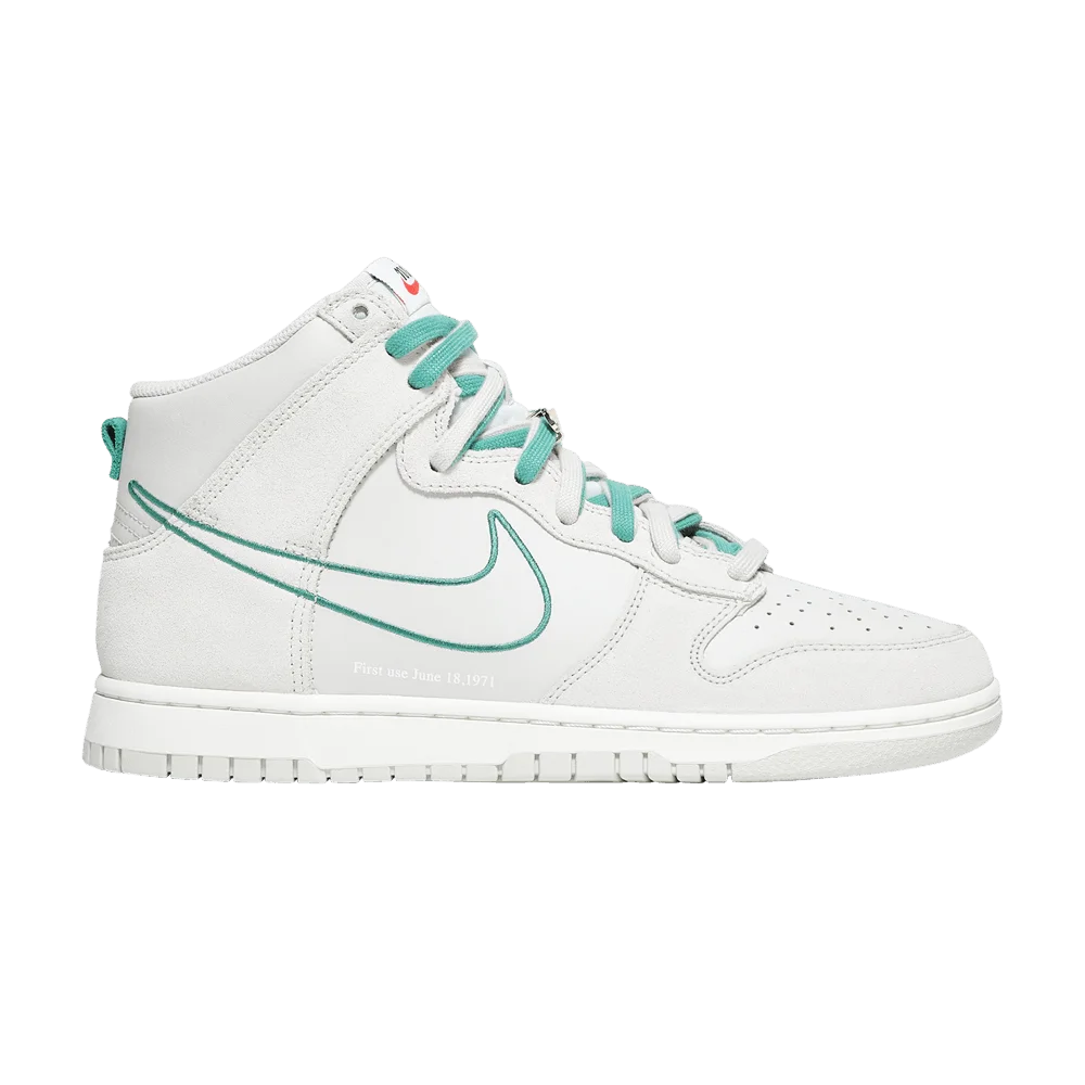 Krossovki-Nike-Dunk-High-SE-GS-First-Use-Pack-Green-Noise